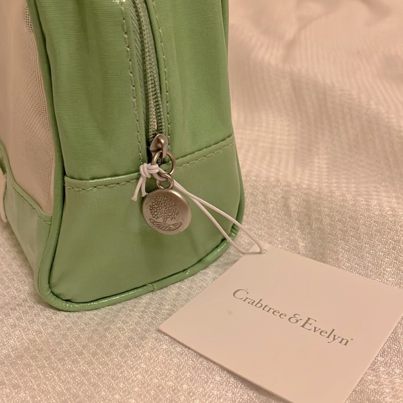 Crabtree and Evelyn bath set - Picture 5 of 7